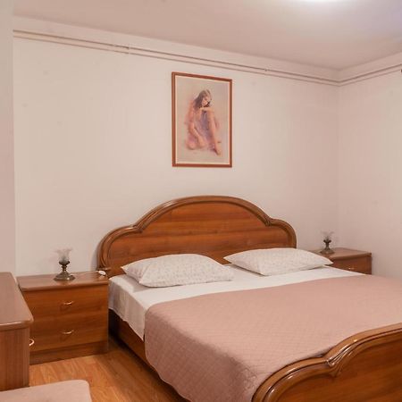 Rooms Ljubica ツレス エクステリア 写真